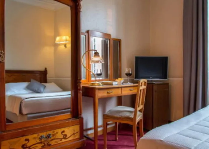 Hotel Alexandra